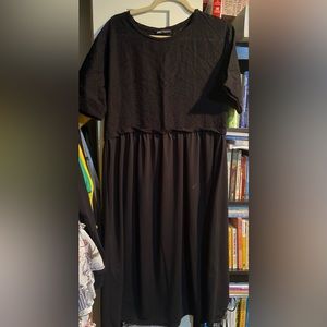 Black short sleeve dress